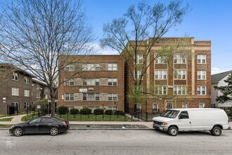 729 N Central in Chicago, IL - Foto de edificio - Building Photo