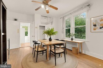 35 Sherman Cir NW in Washington, DC - Building Photo - Building Photo
