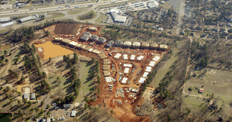 Green's at Longhill in Benton, AR - Building Photo