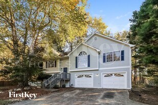 206 Whitney Ln in Villa Rica, GA - Building Photo