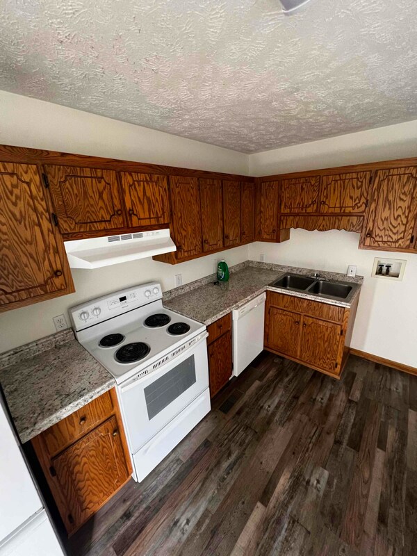 320 Samantha Cove, Unit A in Henderson, TN - Building Photo - Building Photo