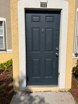 5692 Star Rush Dr, Unit 202 in Melbourne, FL - Building Photo