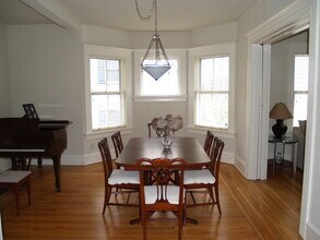 94 Midland Ave in Montclair, NJ - Foto de edificio - Building Photo