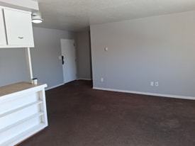 1885 N Taylor Rd in Cleveland, OH - Building Photo