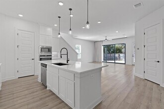 508 Pinnacle View Dr in Andice, TX - Building Photo - Building Photo