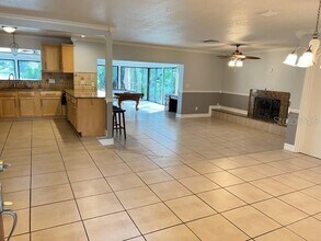 2615 S Crystal Lake Dr in Orlando, FL - Building Photo - Building Photo