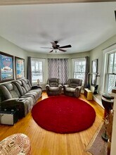 10 Pine Point Rd, Unit Apt 1 in Scarborough, ME - Foto de edificio - Building Photo