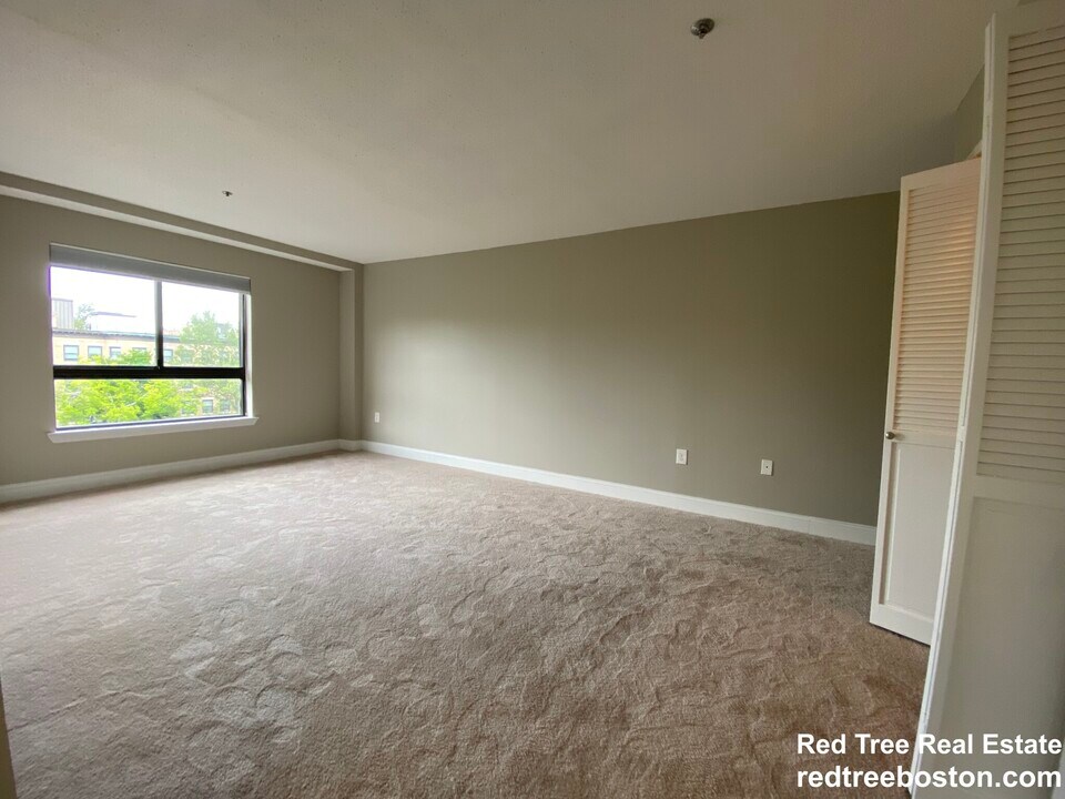 1111 Beacon St, Unit 45 in Brookline, MA - Foto de edificio