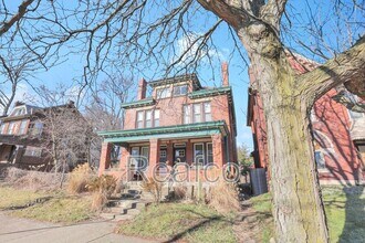 1458 Bryden Rd in Columbus, OH - Building Photo - Building Photo