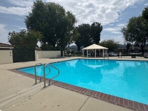 2826 Shoreview Cir in Westlake Village, CA - Building Photo - Building Photo