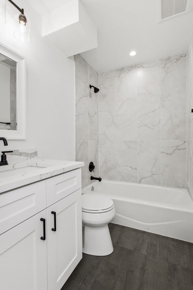 4252 Central Rd in Glenview, IL - Building Photo - Building Photo