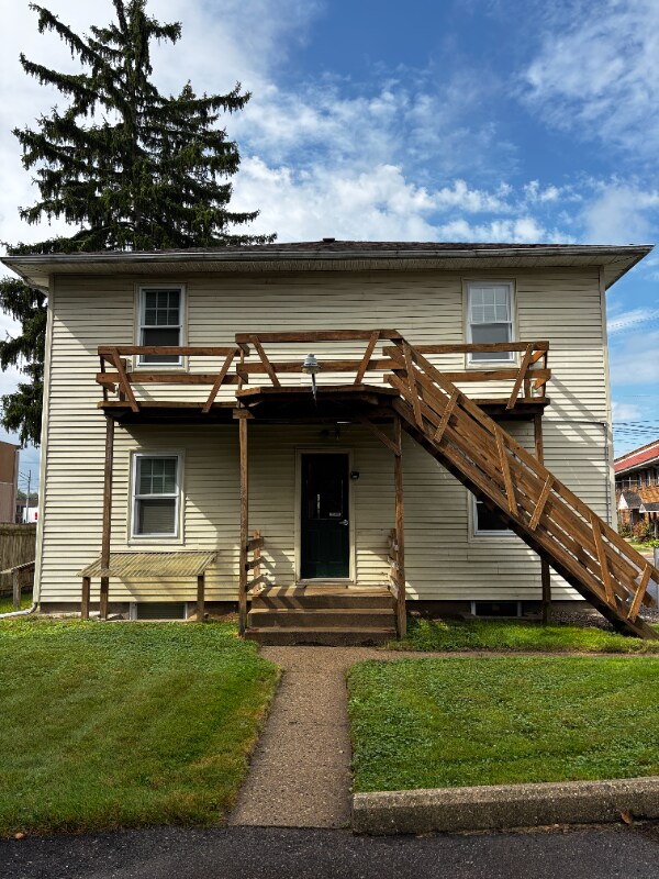 142 N Riverview Dr in Parchment, MI - Foto de edificio - Building Photo