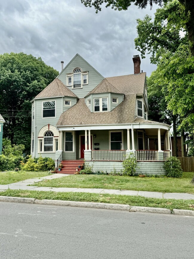 property at 28 Kenyon St