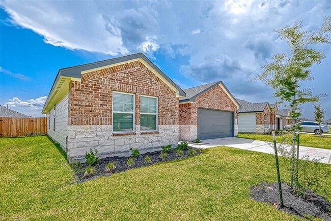 7534 Fierce Friesian Ln in Arcola, TX - Building Photo - Building Photo