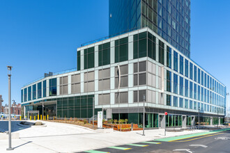 Halletts Point in Astoria, NY - Building Photo - Building Photo