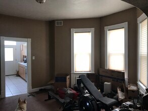 114 Olympia St, Unit 1 in Pittsburgh, PA - Building Photo - Building Photo