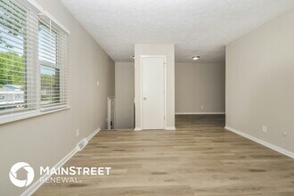 815 Spring Valley Dr in Indianapolis, IN - Building Photo - Building Photo