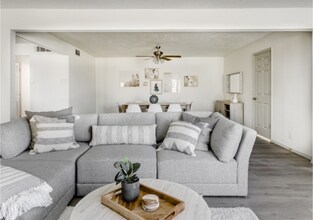 9620 San Gabriel Rd NE in Albuquerque, NM - Foto de edificio - Building Photo