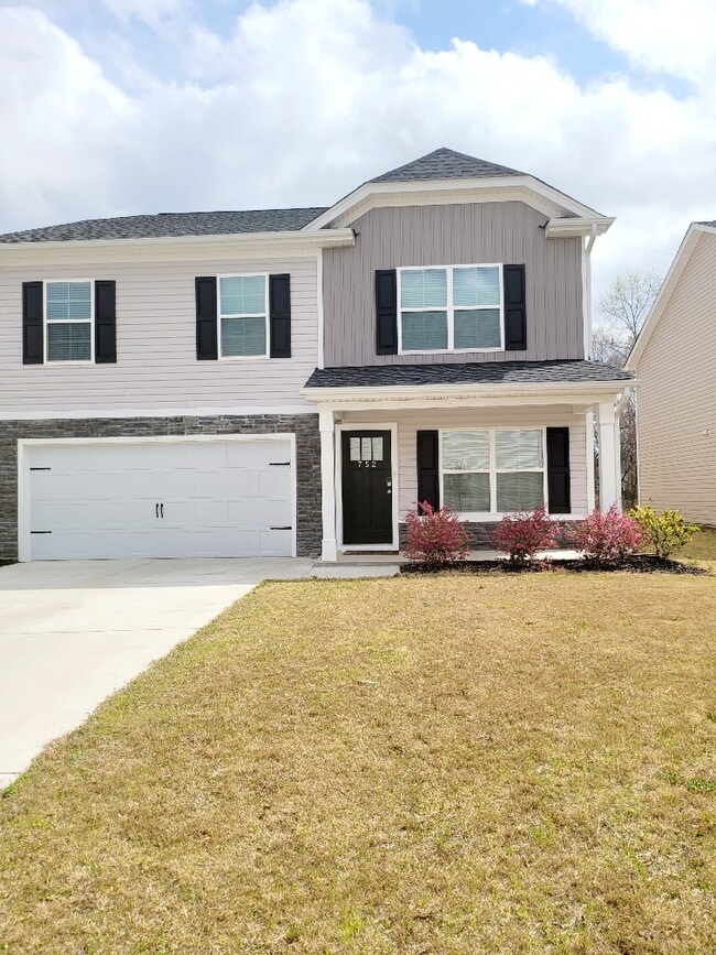 property at 752 Wimbee Ct