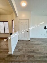 7635 E Fair Meadows Loop in Tucson, AZ - Building Photo - Building Photo