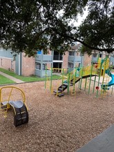 Azulejo Apartments in Houston, TX - Building Photo - Building Photo