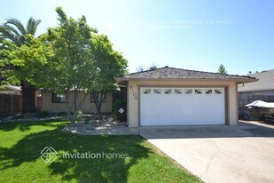 9104 Dove Meadow Ct in Elk Grove, CA - Building Photo