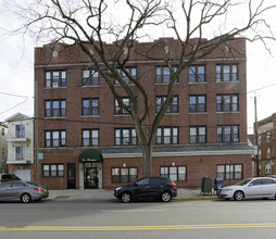 The Abbington in Bayonne, NJ - Foto de edificio - Building Photo