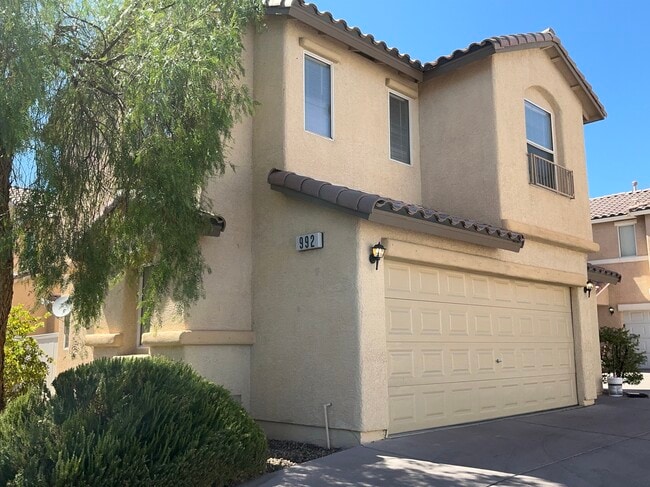 property at 992 Valetta Flat Ave