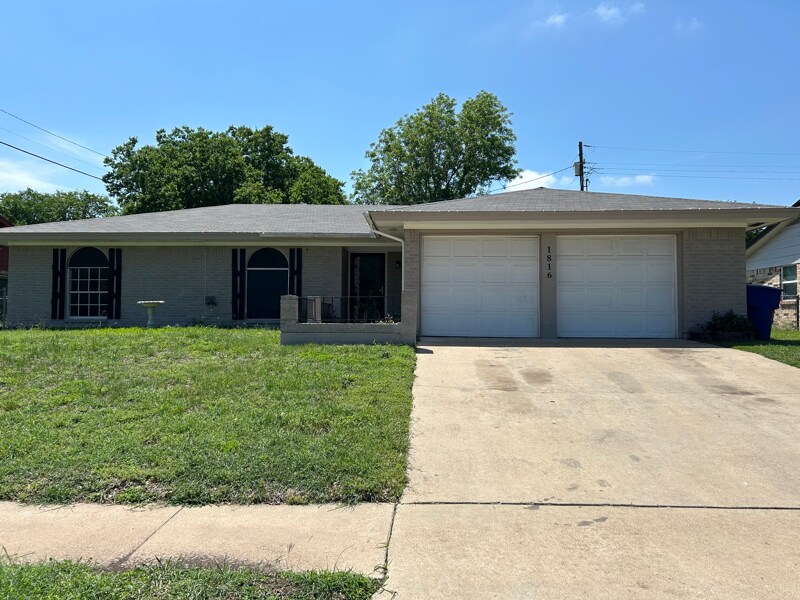 1816 Pleasant Ln in Copperas Cove, TX - Building Photo