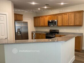 6685 Aviston St, Unit A in Las Vegas, NV - Building Photo - Building Photo