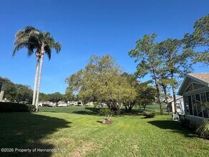 2479 Hidden Trail Dr in Spring Hill, FL - Building Photo - Building Photo