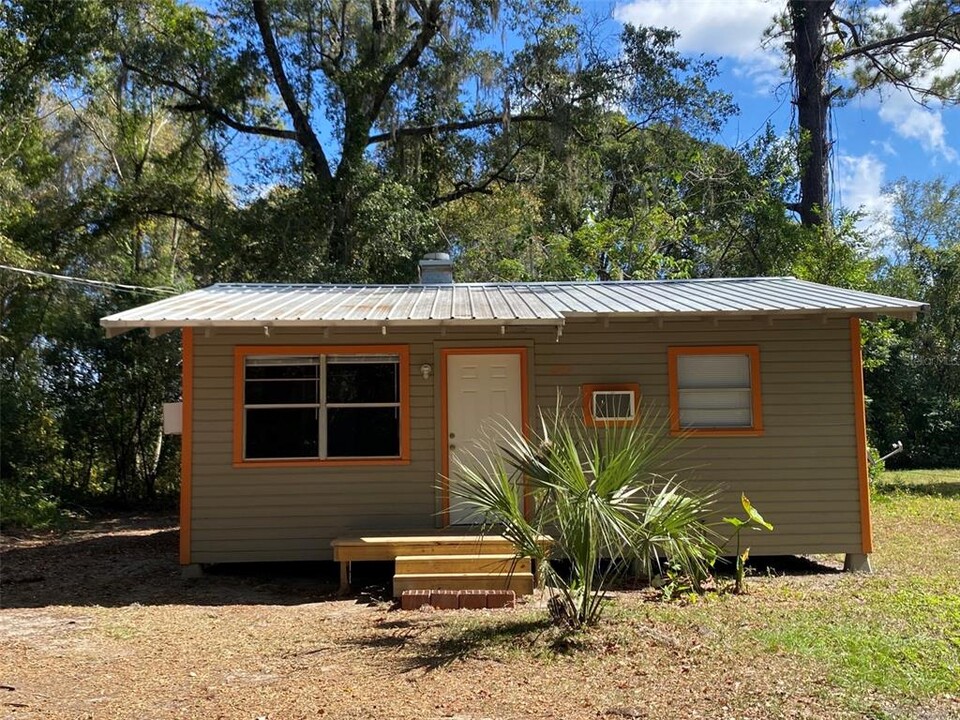 2219 SE 15th St in Gainesville, FL - Building Photo