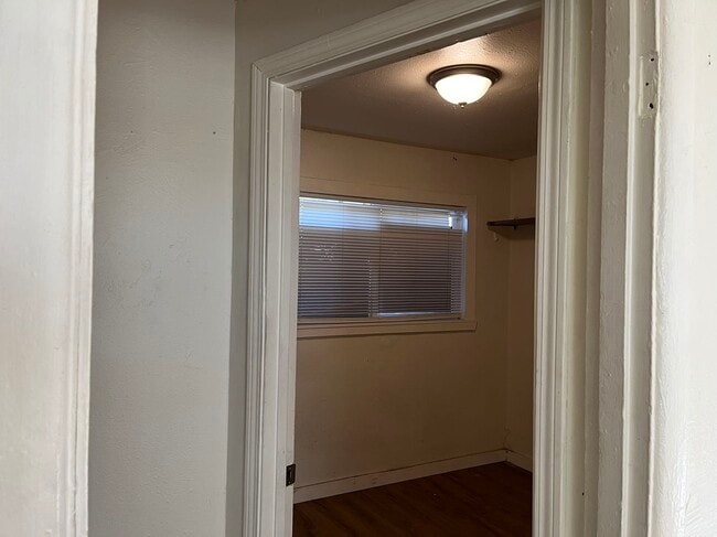 3218 SE 122nd Ave in Portland, OR - Foto de edificio - Building Photo