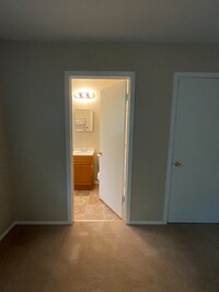 317 Hickory St - 14