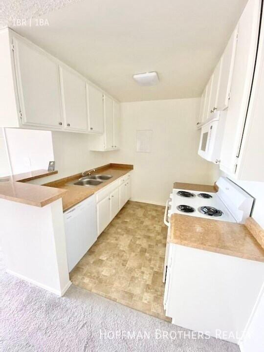 3747 Glendon Ave in Los Angeles, CA - Building Photo