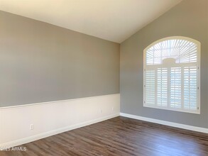 7452 W Via Montoya Dr in Glendale, AZ - Building Photo - Building Photo