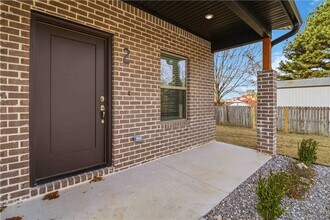 3406 SE K St in Bentonville, AR - Building Photo - Building Photo