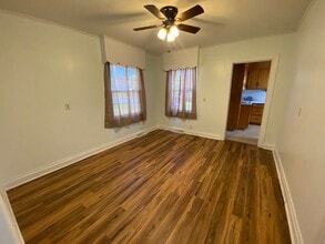 1115 8th St in Altavista, VA - Foto de edificio - Building Photo