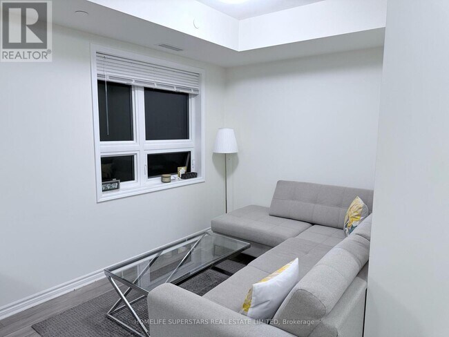 200-200 Lagerfeld Dr in Brampton, ON - Building Photo - Building Photo