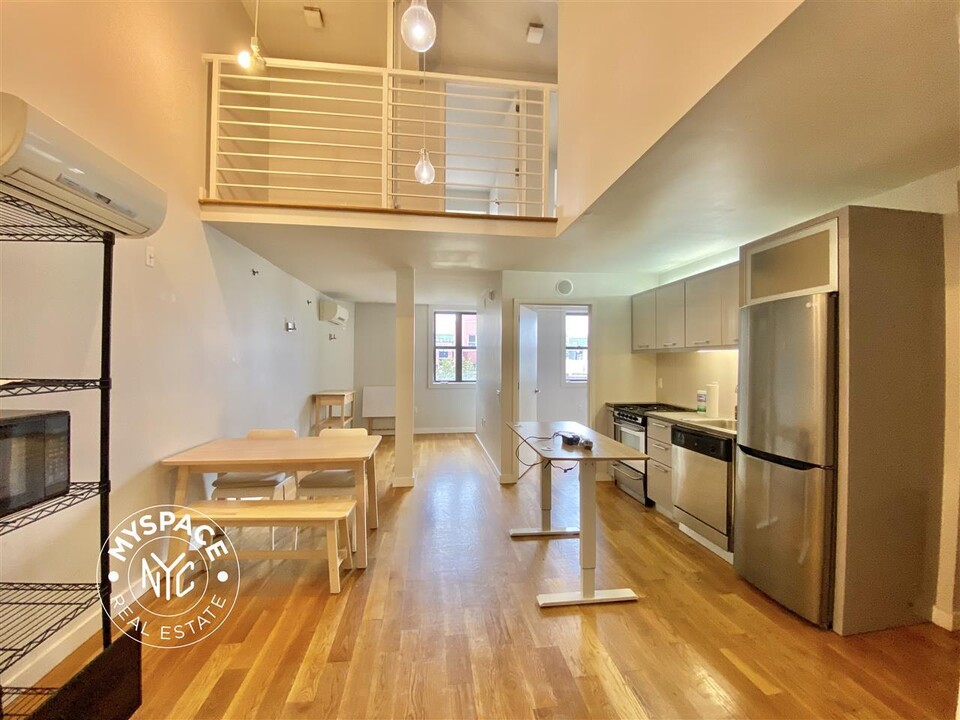 100 Dupont St, Unit 3H in Brooklyn, NY - Foto de edificio