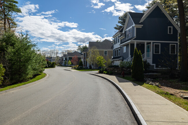 1163 Sagamore Ave in Portsmouth, NH - Building Photo - Building Photo