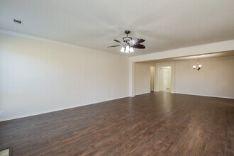 4911 Ibis Lake Ct in Katy, TX - Foto de edificio - Building Photo