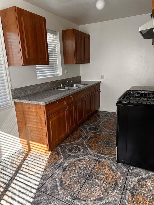 1111 Walnut Ave-Unit -1115 in Long Beach, CA - Foto de edificio - Building Photo
