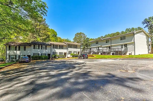 3507 Creekview Pl in Scottdale, GA - Building Photo - Building Photo