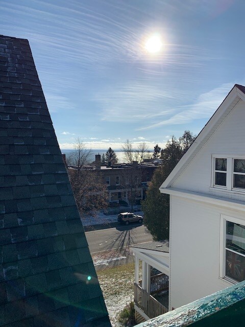 1431 E 1st St, Unit B in Duluth, MN - Foto de edificio - Building Photo