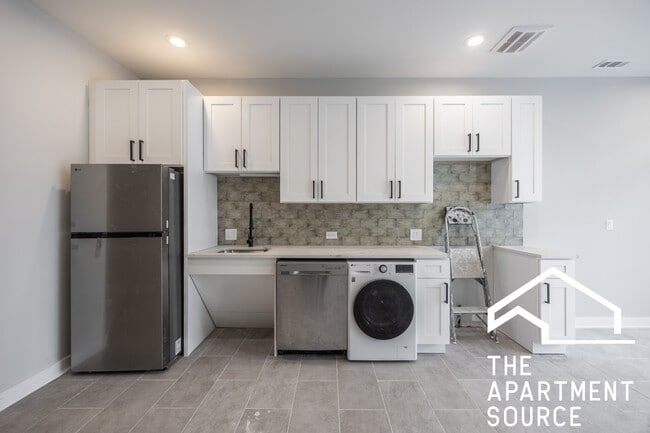 5416 W Belmont Ave in Chicago, IL - Building Photo - Building Photo