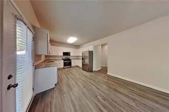 1012 Gather Dr in Lawrenceville, GA - Building Photo - Building Photo