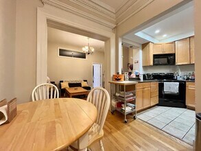 42 Fenway, Unit 2 in Boston, MA - Building Photo - Building Photo