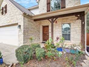 7654 Eagle Ledge, Unit F147 in San Antonio, TX - Building Photo - Building Photo