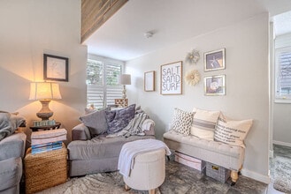 137 Cordillo Pkwy in Hilton Head Island, SC - Building Photo - Building Photo